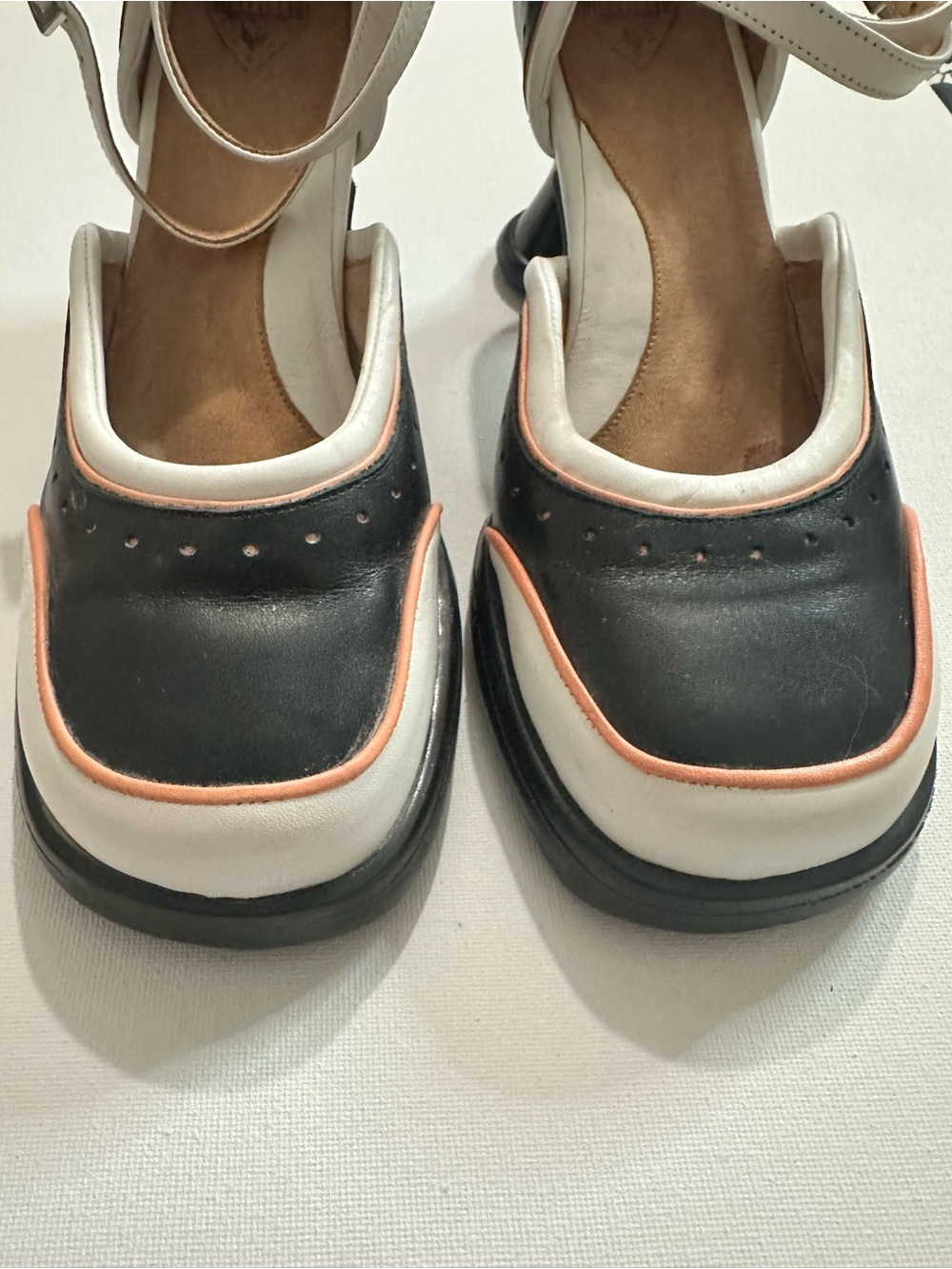 John Fluevog Mini Qtee Double Ankle-Strap Pumps Black, White Peach Trim Heels 10 - Picture 8 of 14
